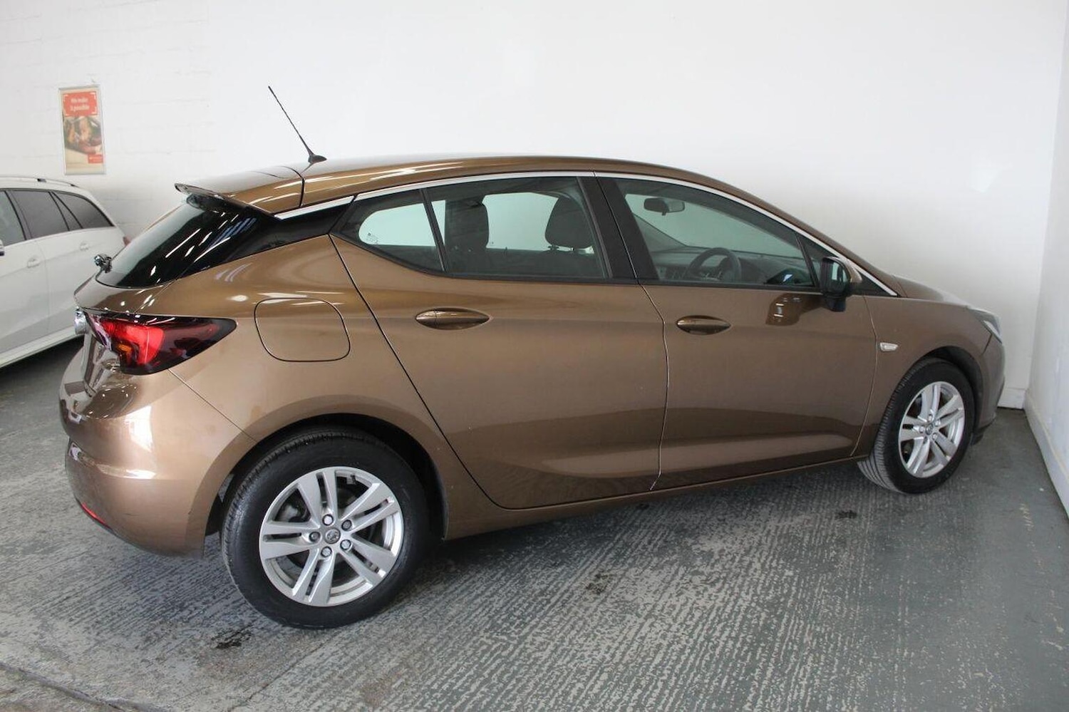 Used Vauxhall Astra 2017 for sale - 76793841: Photo 11