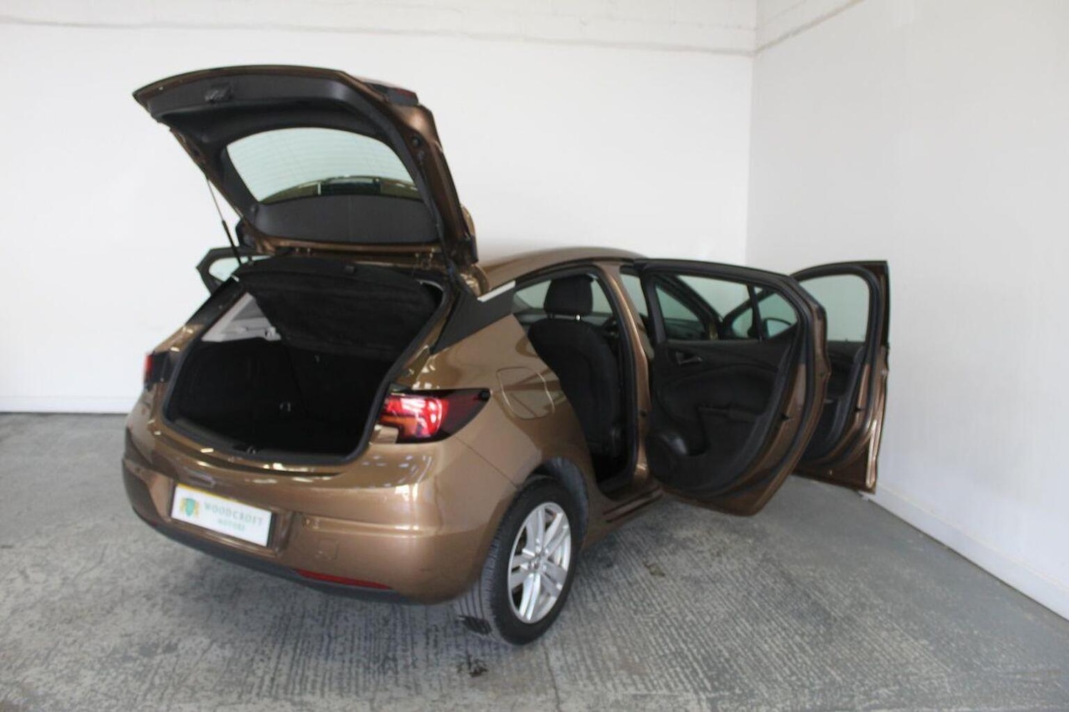 Used Vauxhall Astra 2017 for sale - 76793841: Photo 19