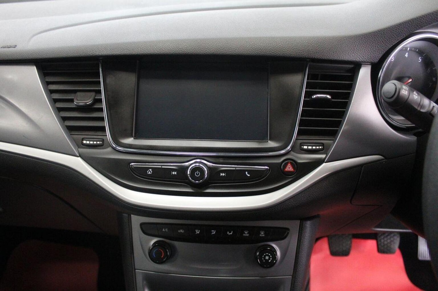 Used Vauxhall Astra 2017 for sale - 76793841: Photo 30