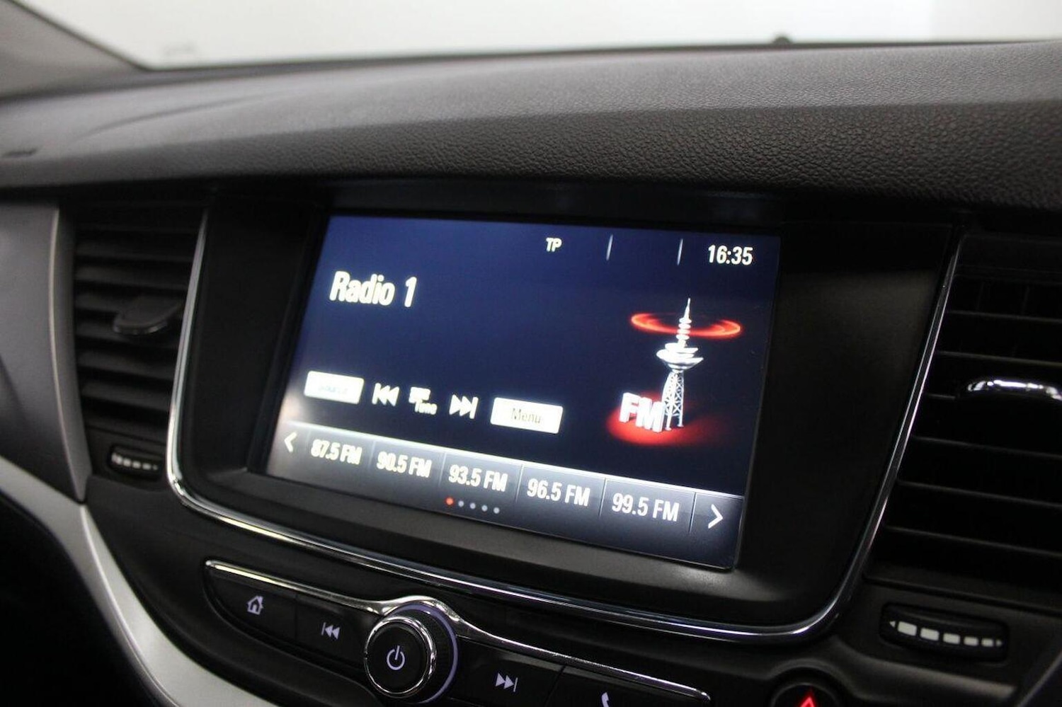 Used Vauxhall Astra 2017 for sale - 76793841: Photo 33