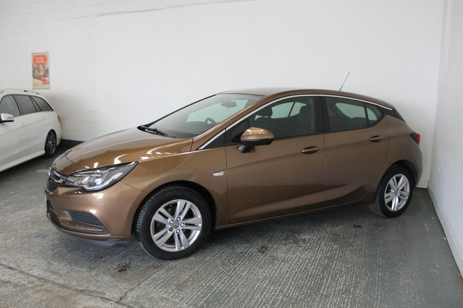 Used Vauxhall Astra 2017 for sale - 76793841: Photo 5