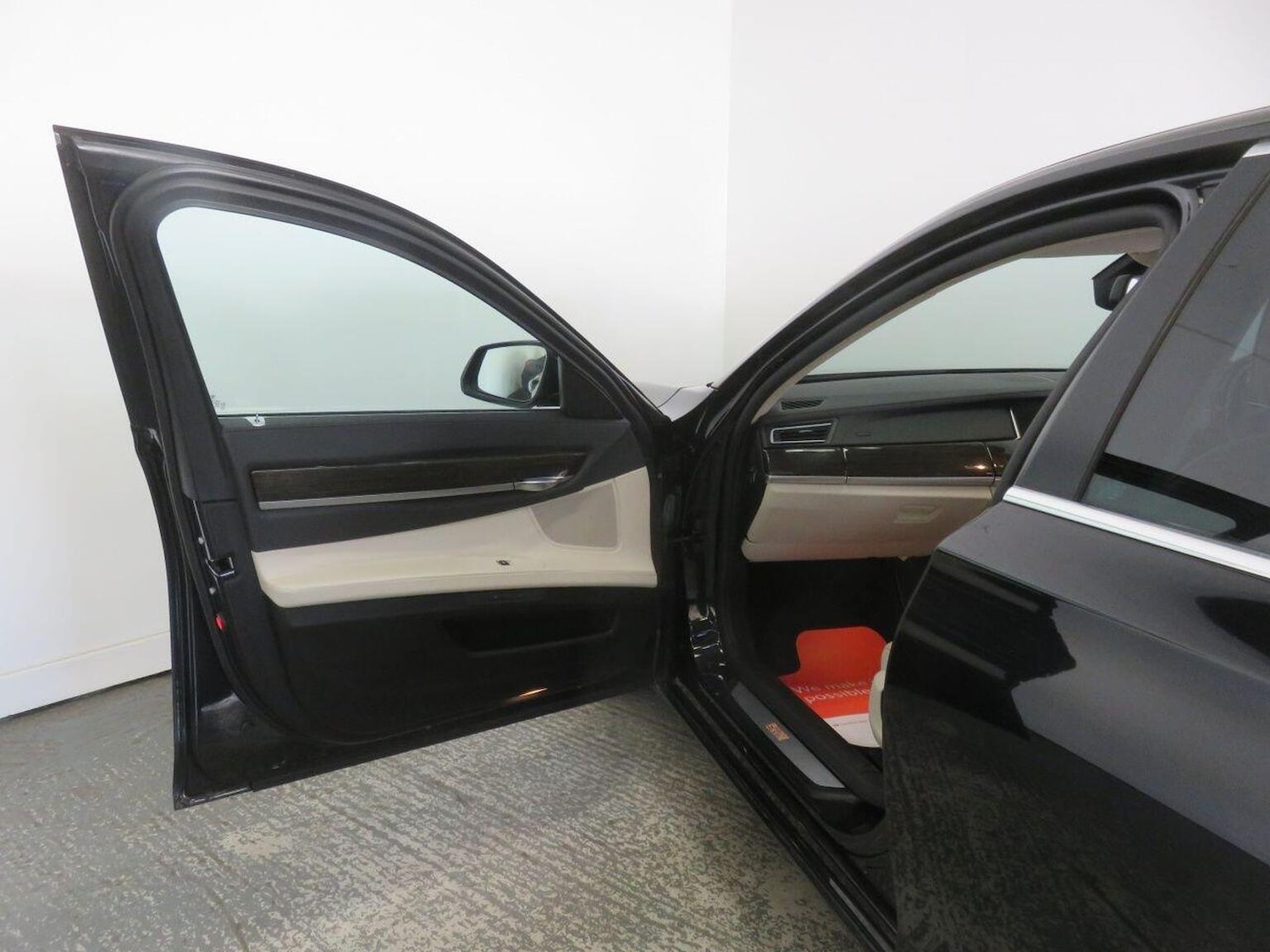 Used BMW 7 Series 2013 for sale - 77938007: Photo 26