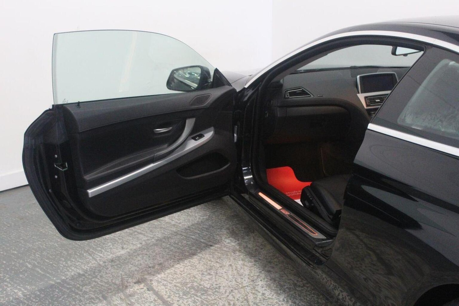 Used BMW 6 Series 2014 for sale - 77159282: Photo 24