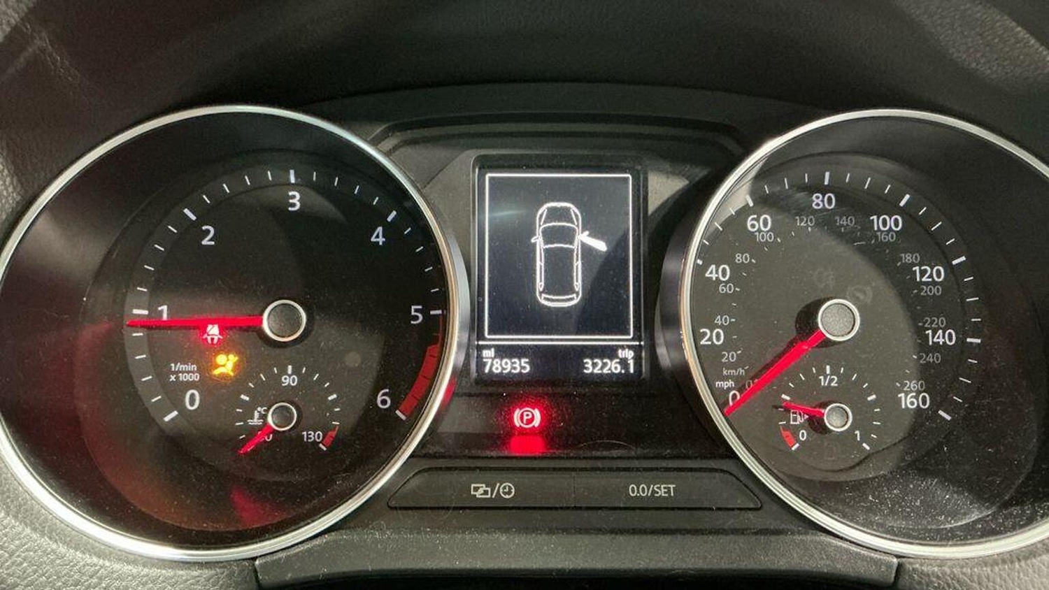 Used Volkswagen Polo 2016 for sale - 77938205: Photo 16