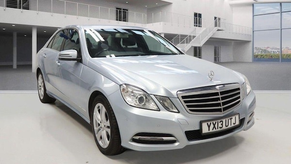 Used Mercedes-Benz E Class 2013 for sale - 76252349: Photo 1