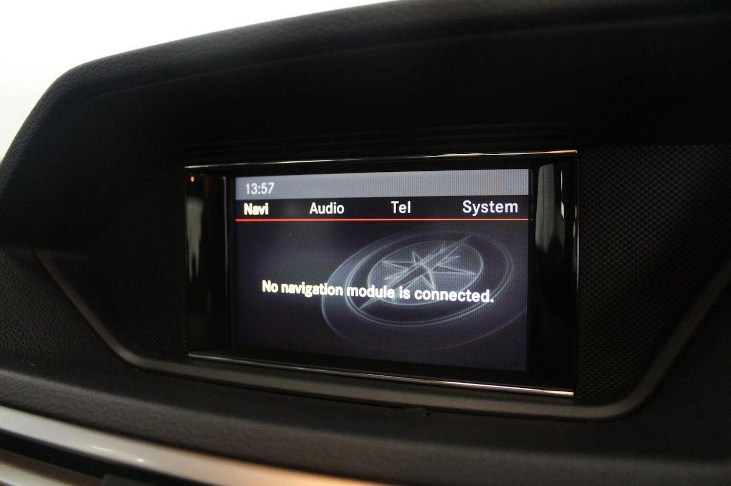 Used Mercedes-Benz E Class 2013 for sale - 76252349: Photo 35