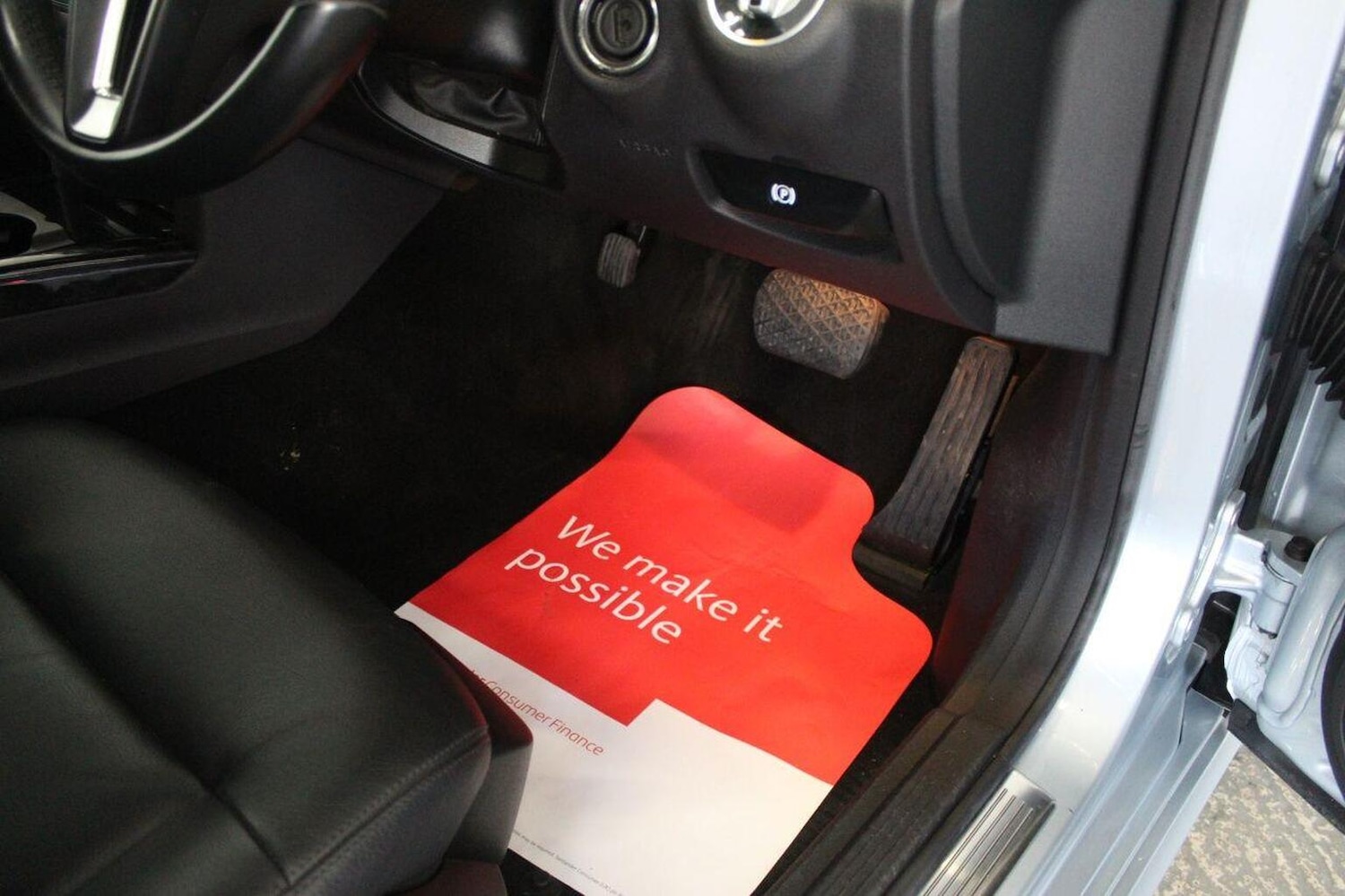 Used Mercedes-Benz E Class 2013 for sale - 76252349: Photo 48