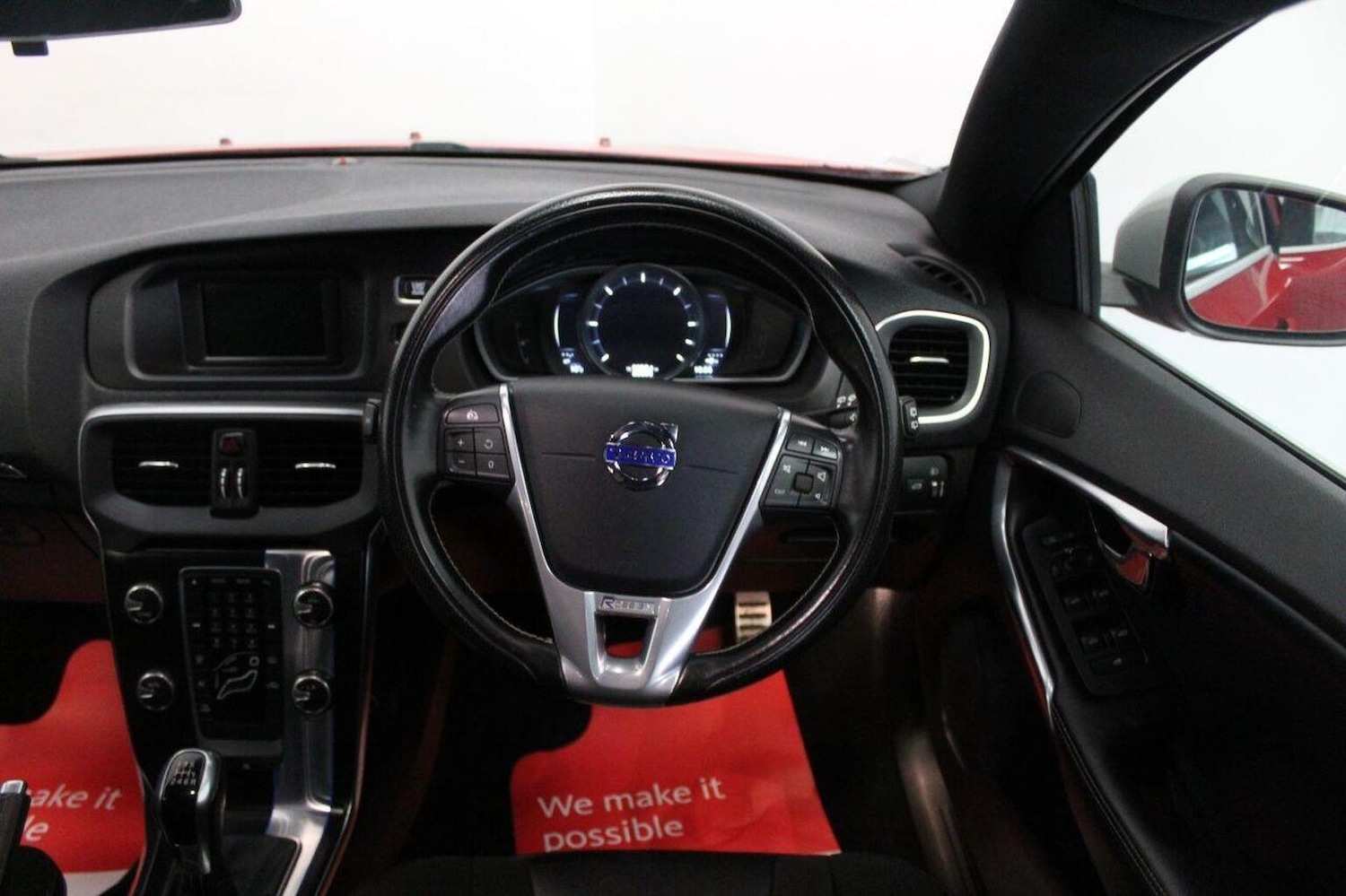 Used Volvo V40 2016 for sale - 77154481: Photo 40