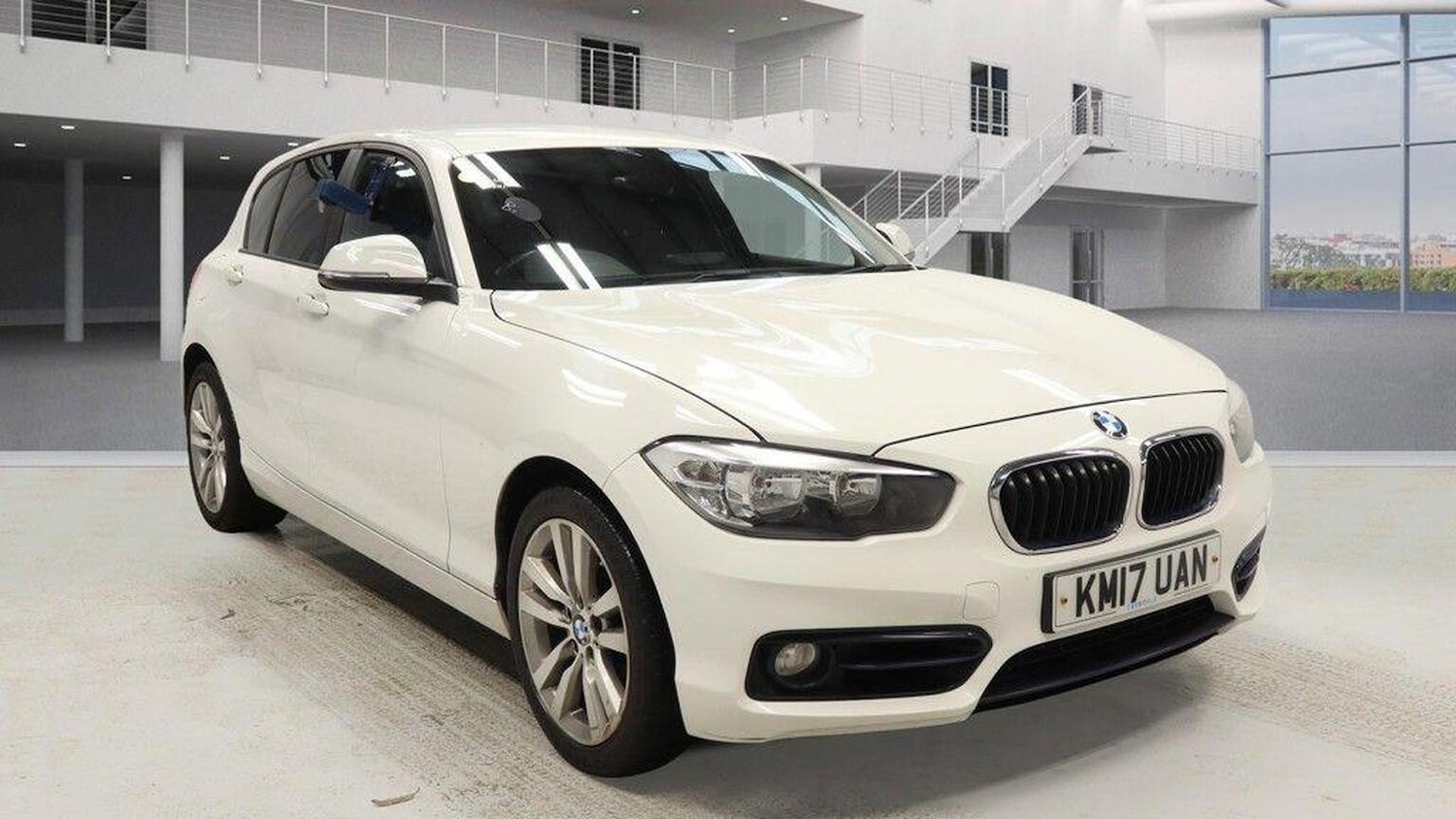 Used BMW 1 Series 2017 for sale - 76769772: Photo 1