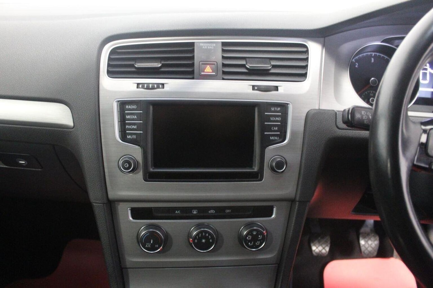 Used Volkswagen Golf 2015 for sale - 77968606: Photo 33