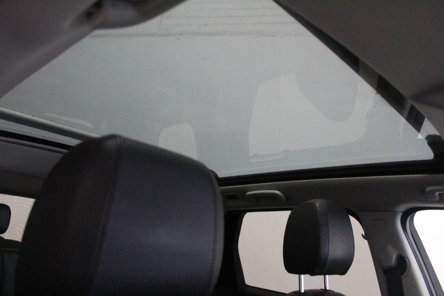 Used Land Rover Discovery Sport 2015 for sale - 76769468: Photo 32