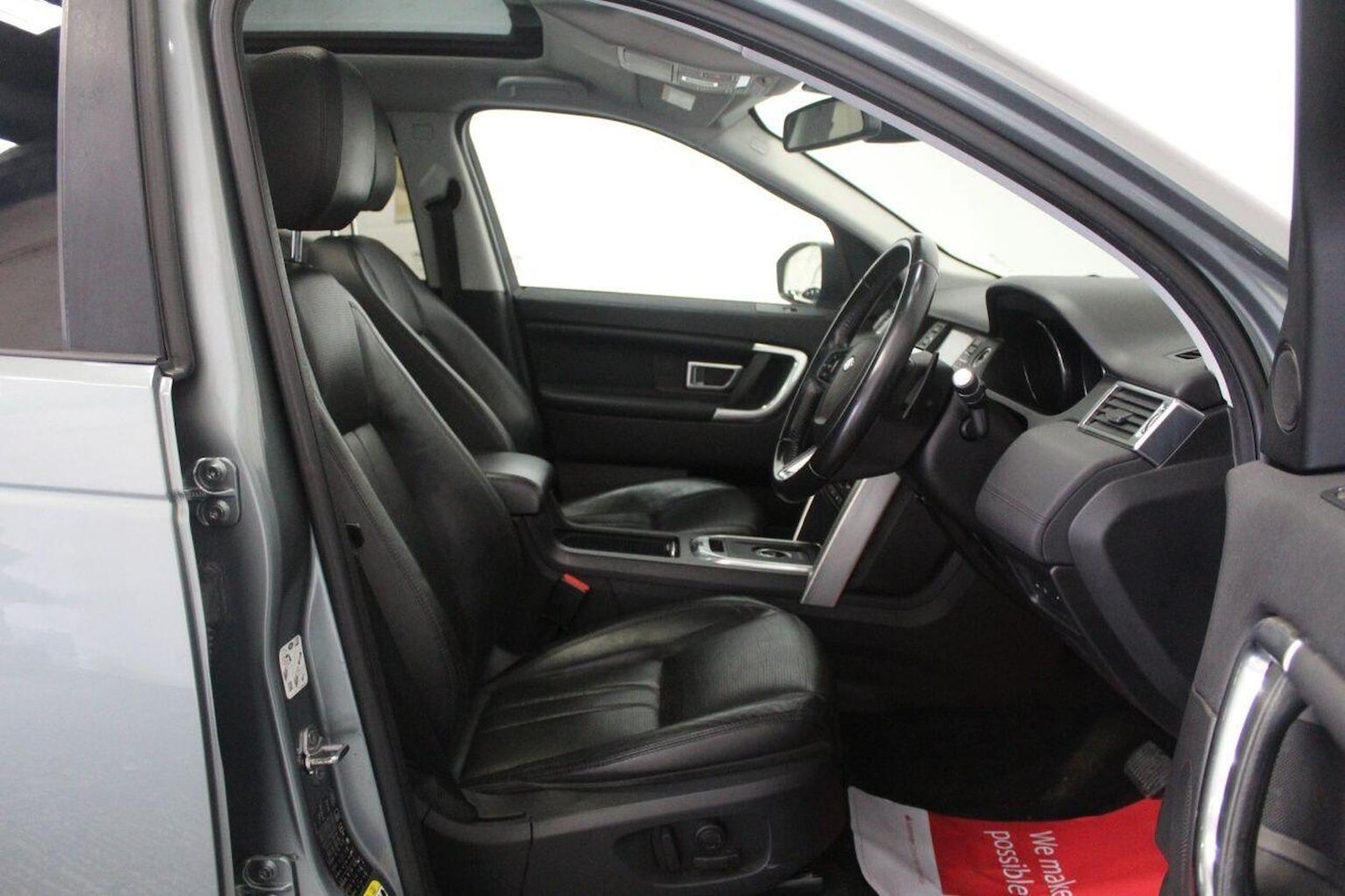 Used Land Rover Discovery Sport 2015 for sale - 76769468: Photo 34