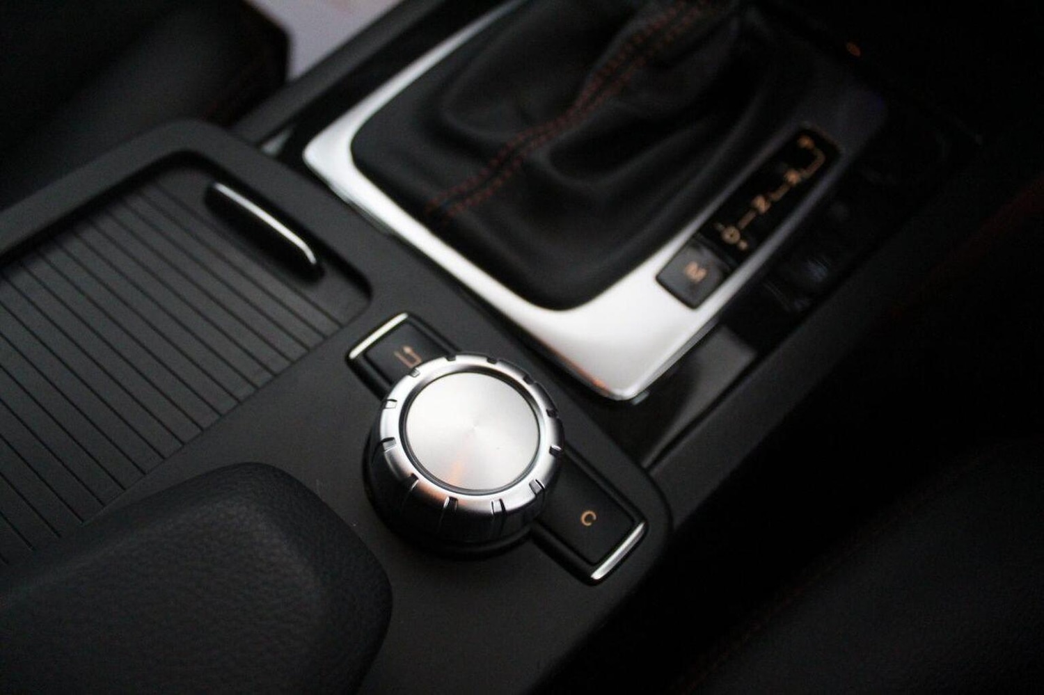 Used Mercedes-Benz C Class 2012 for sale - 76358158: Photo 43