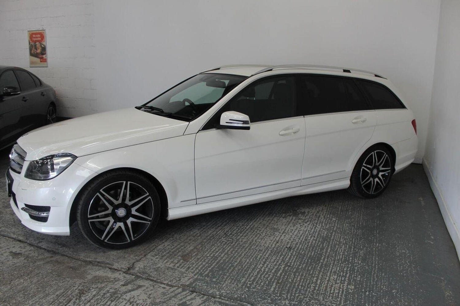 Used Mercedes-Benz C Class 2012 for sale - 76358158: Photo 5