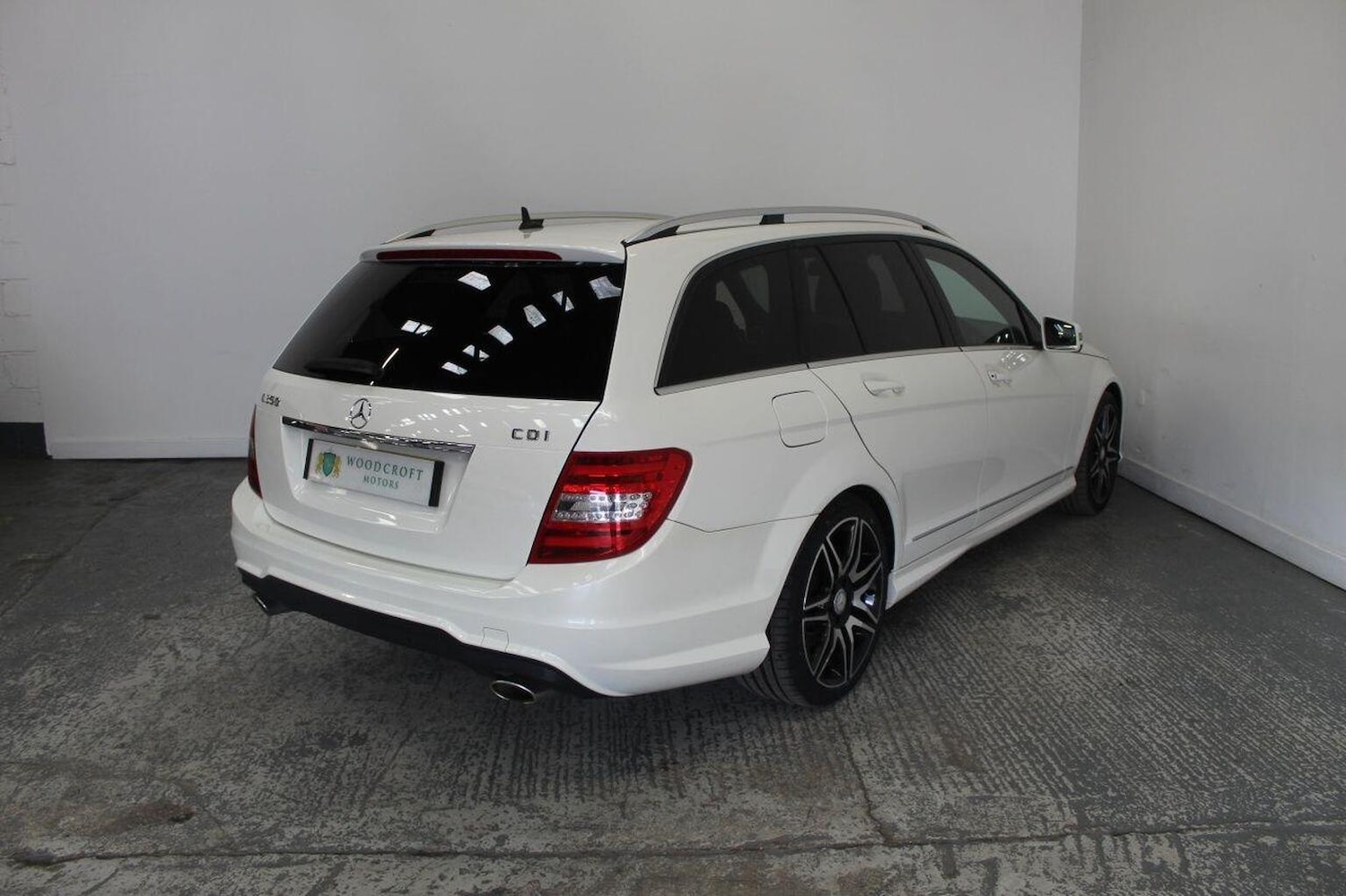 Used Mercedes-Benz C Class 2012 for sale - 76358158: Photo 8