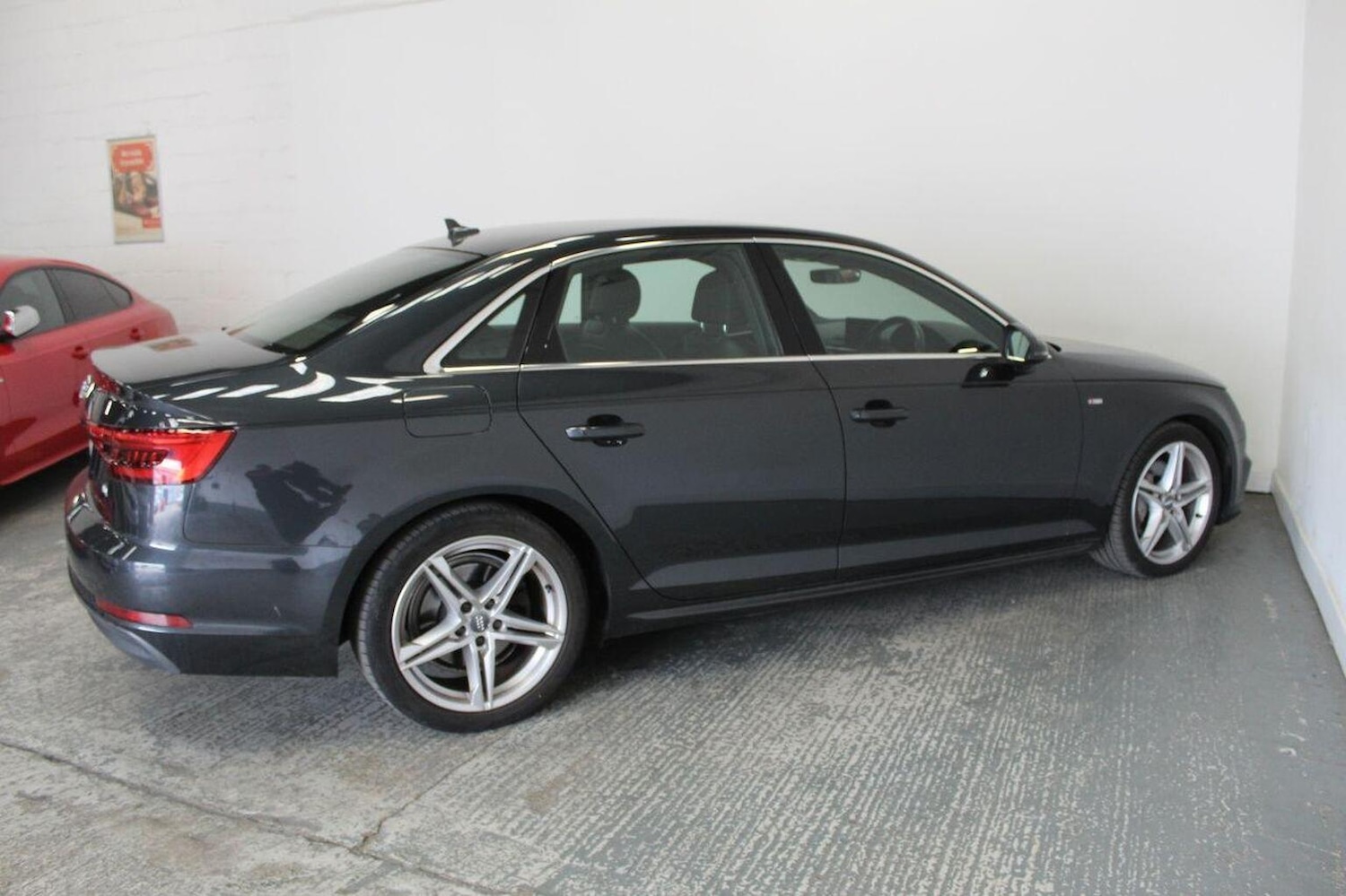 Used Audi A4 2016 for sale - 77937954: Photo 11