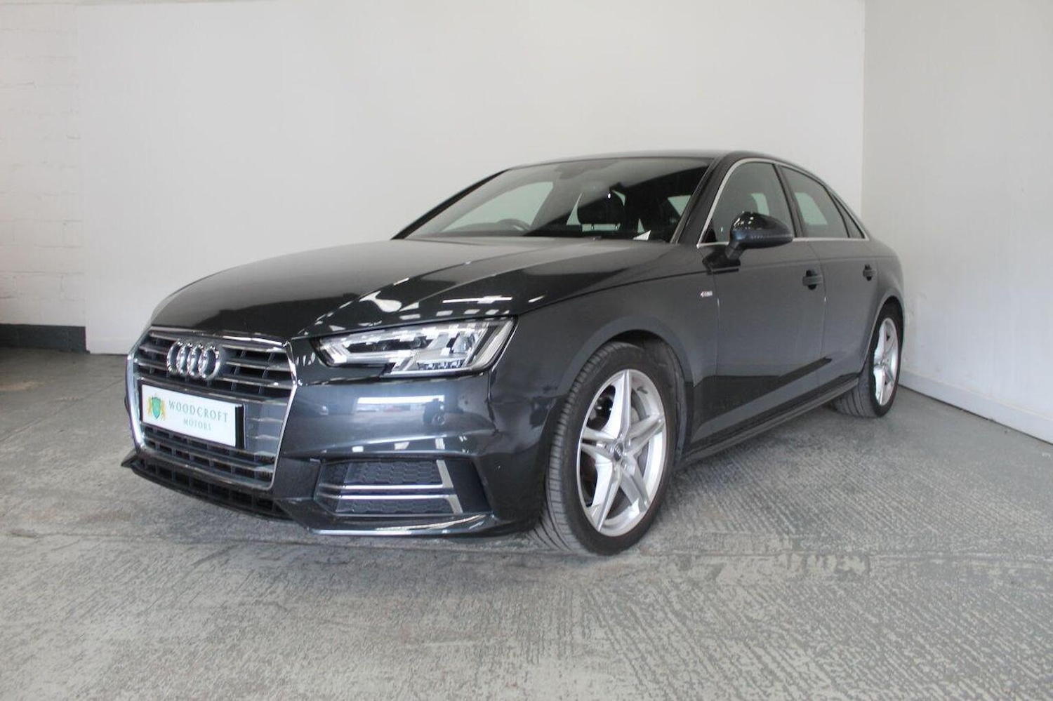 Used Audi A4 2016 for sale - 77937954: Photo 2