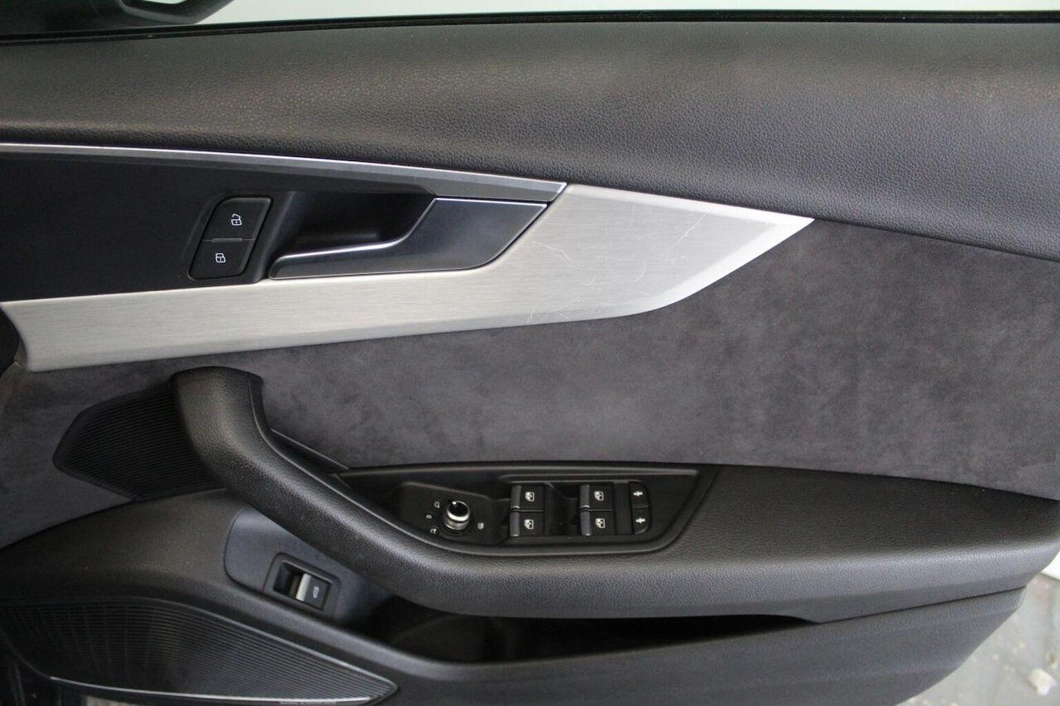 Used Audi A4 2016 for sale - 77937954: Photo 51