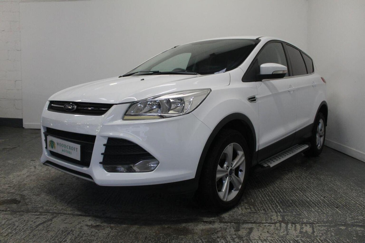 Used Ford Kuga 2015 for sale - 76863846: Photo 2