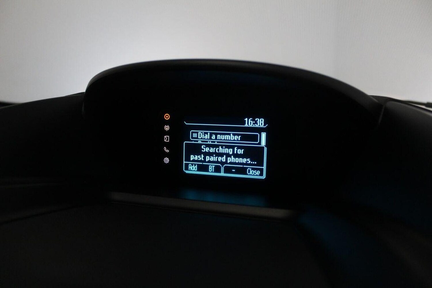 Used Ford Kuga 2015 for sale - 76863846: Photo 38