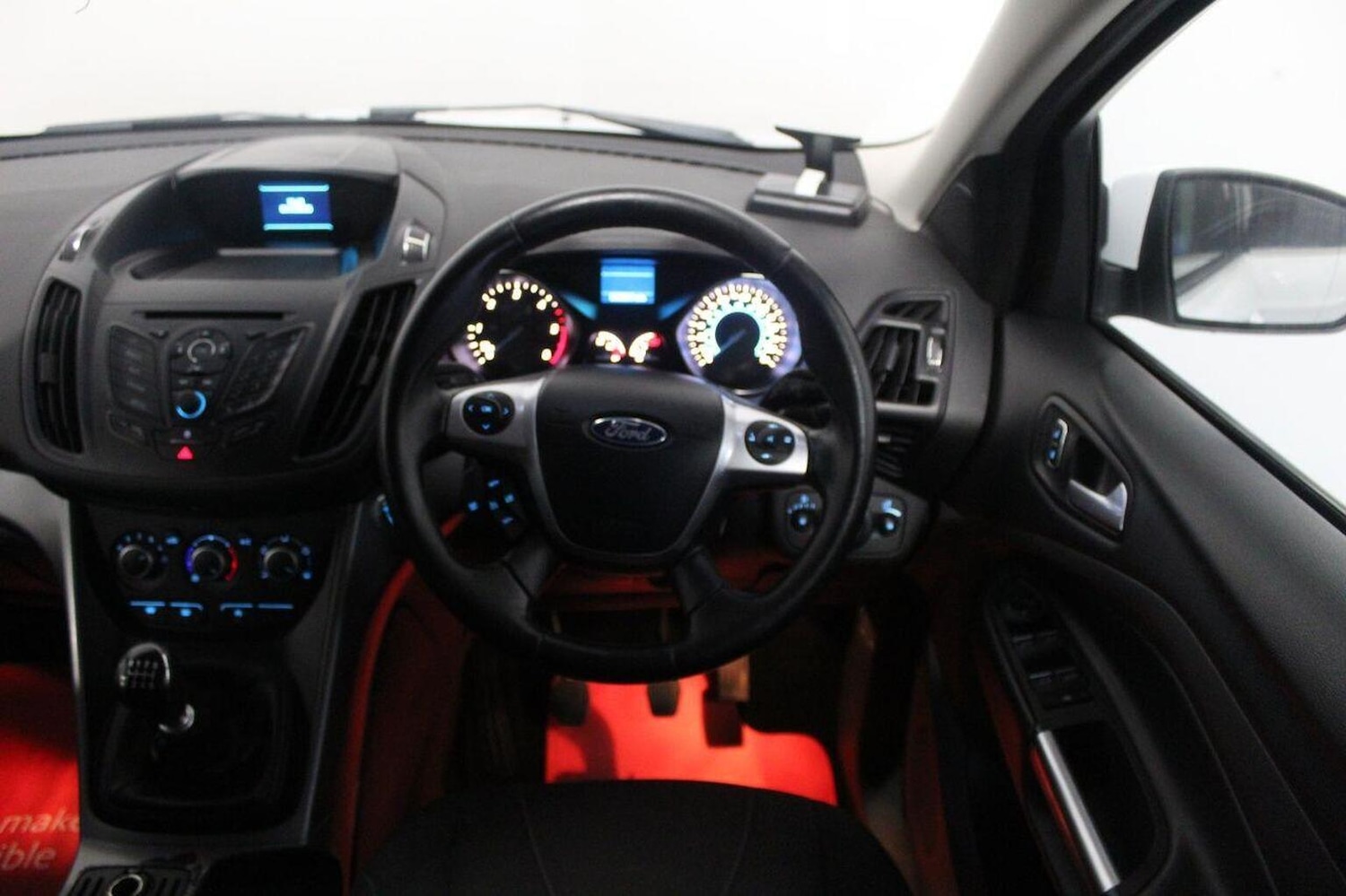 Used Ford Kuga 2015 for sale - 76863846: Photo 46