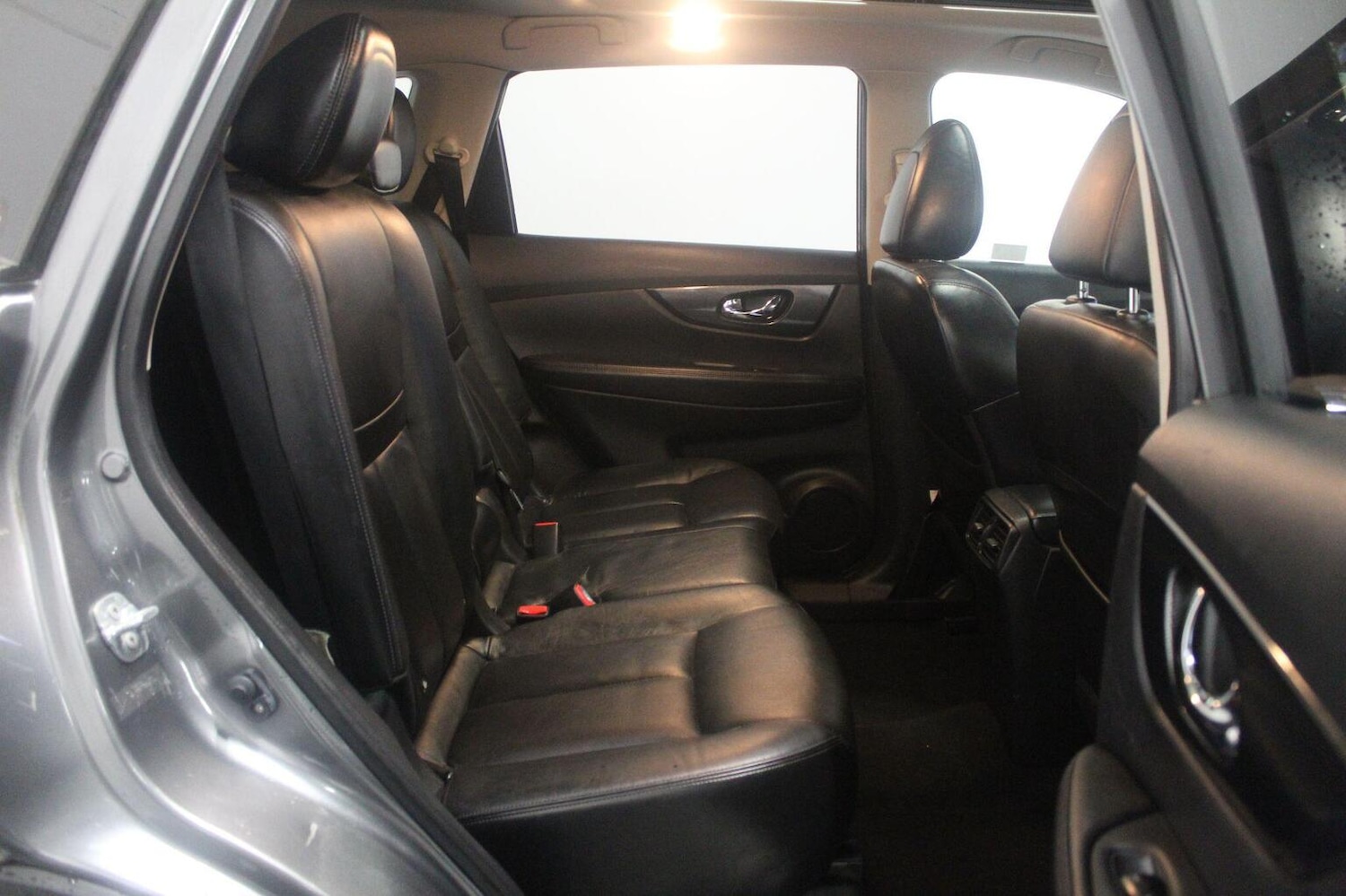 Used Nissan X-Trail 2015 for sale - 77937812: Photo 55