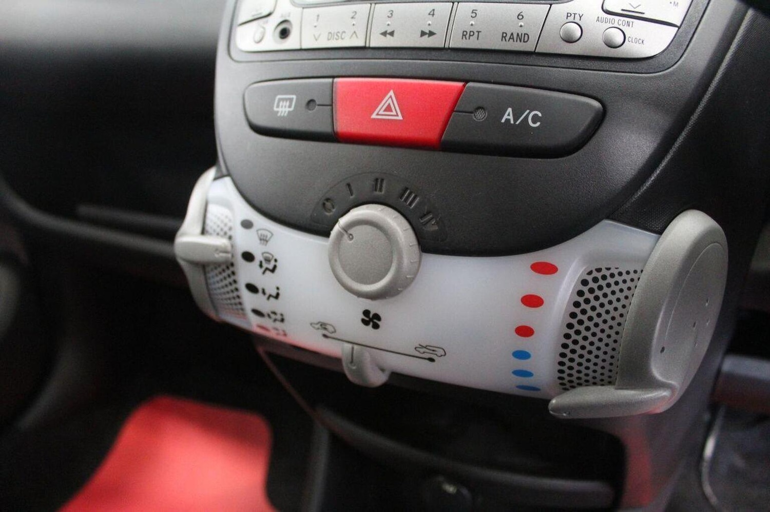 Used Citroen C1 2014 for sale - 76924382: Photo 31