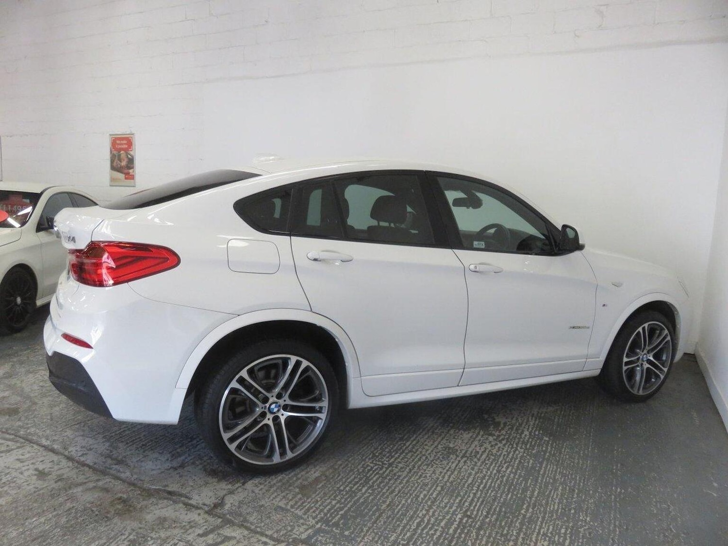 Used BMW X4 2015 for sale - 77089912: Photo 11