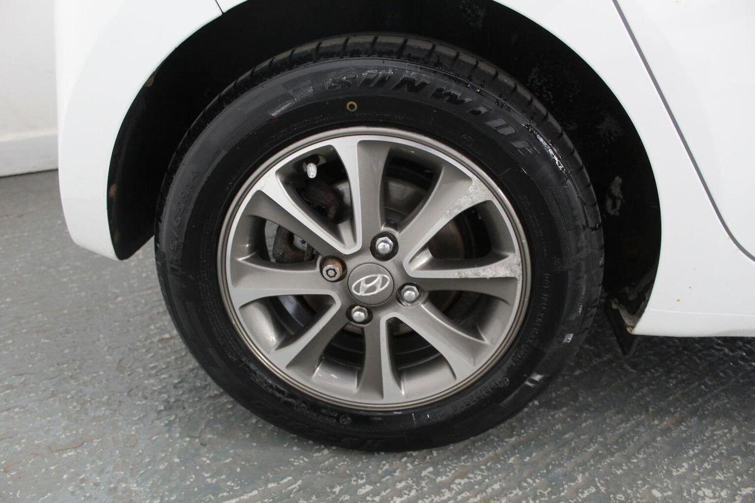 Used Hyundai i10 2014 for sale - 76793837: Photo 52