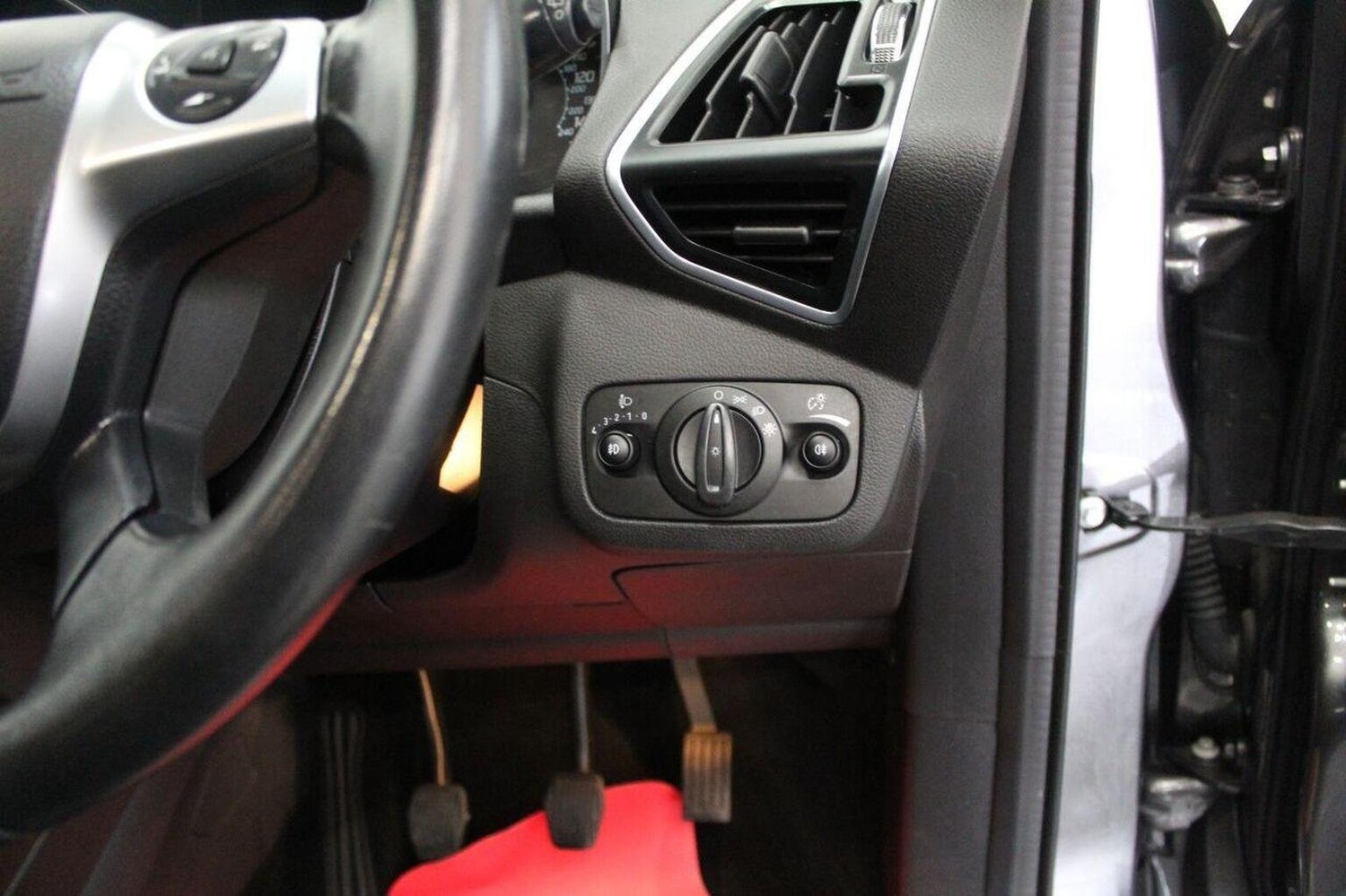 Vehicle 44