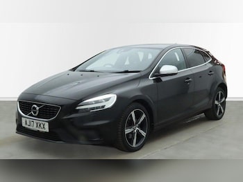 Used Volvo V40 2017 for sale - 78558859: Photo