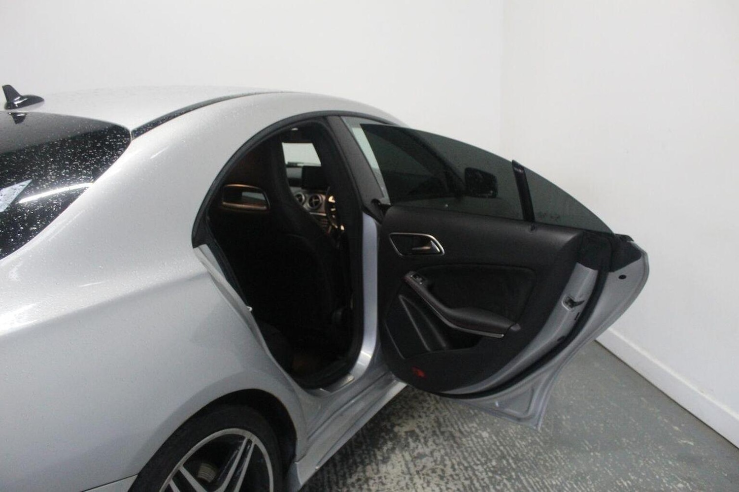 Used Mercedes-Benz CLA 2015 for sale - 77632456: Photo 26