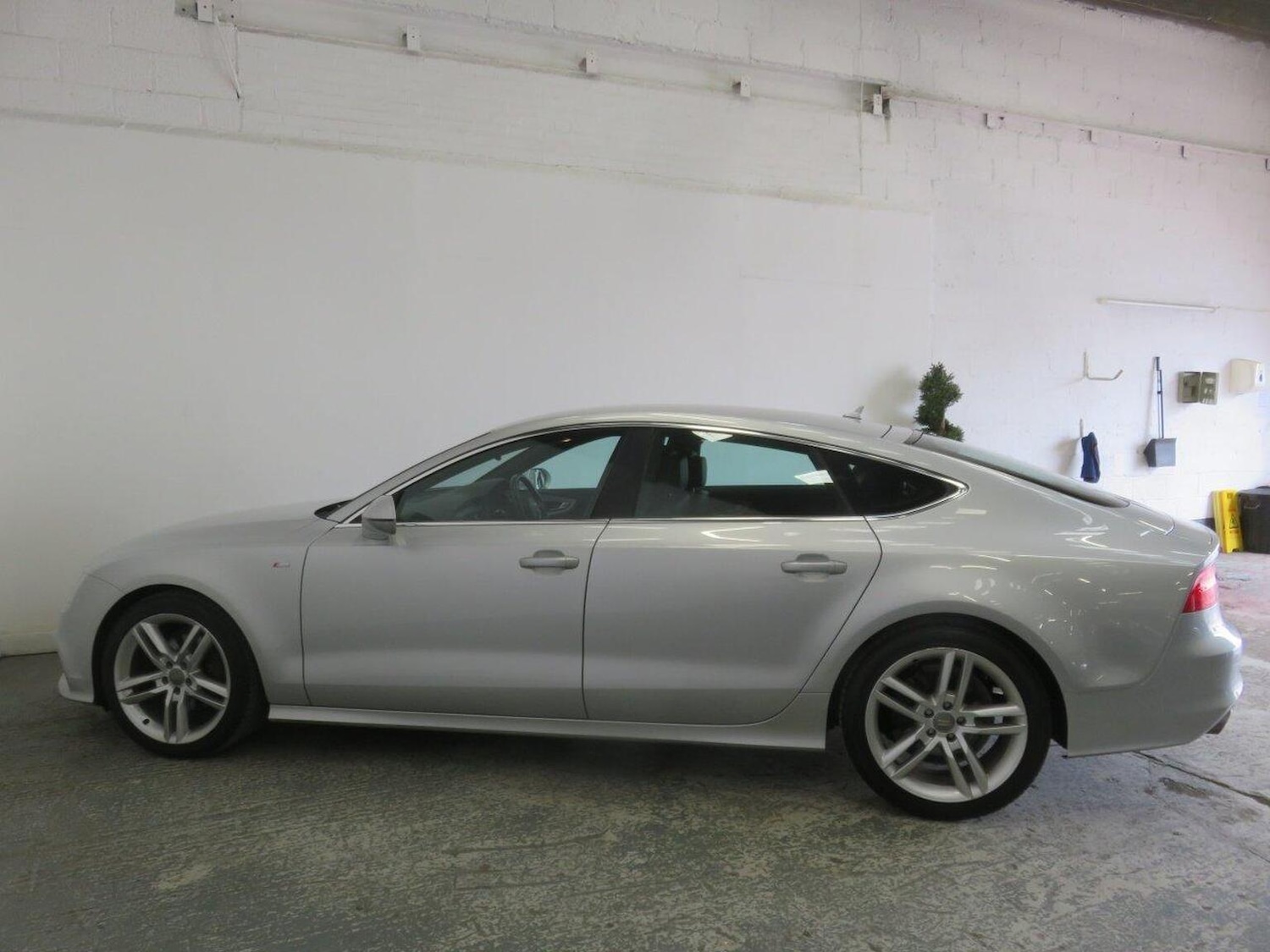 Used Audi A7 2013 for sale - 77572744: Photo 10