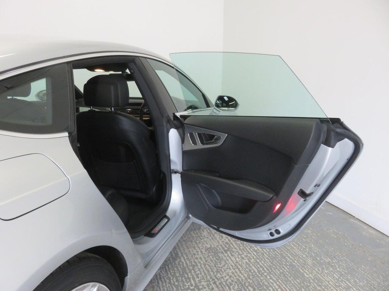 Used Audi A7 2013 for sale - 77572744: Photo 28