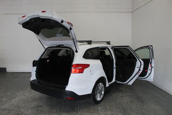 Used Ford Focus 2017 for sale - 75667861: Photo 19