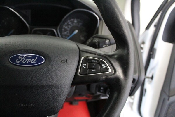 Used Ford Focus 2017 for sale - 75667861: Photo 43