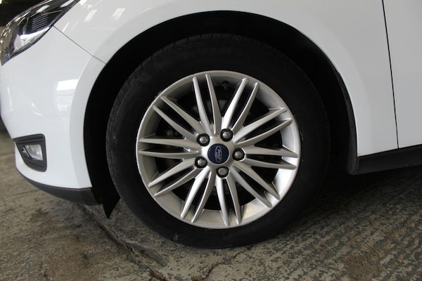 Used Ford Focus 2017 for sale - 75667861: Photo 52