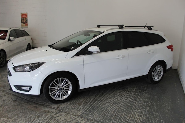 Used Ford Focus 2017 for sale - 75667861: Photo 5