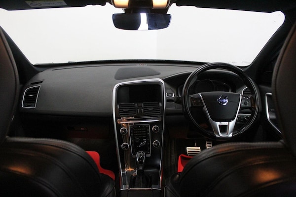 Used Volvo XC60 2015 for sale - 74898416: Photo 29