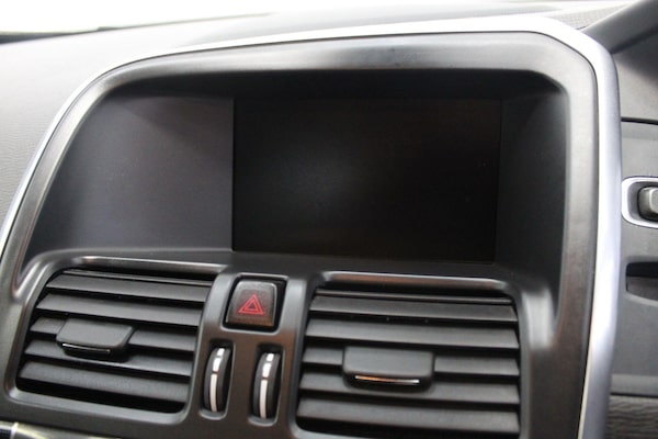Used Volvo XC60 2015 for sale - 74898416: Photo 40