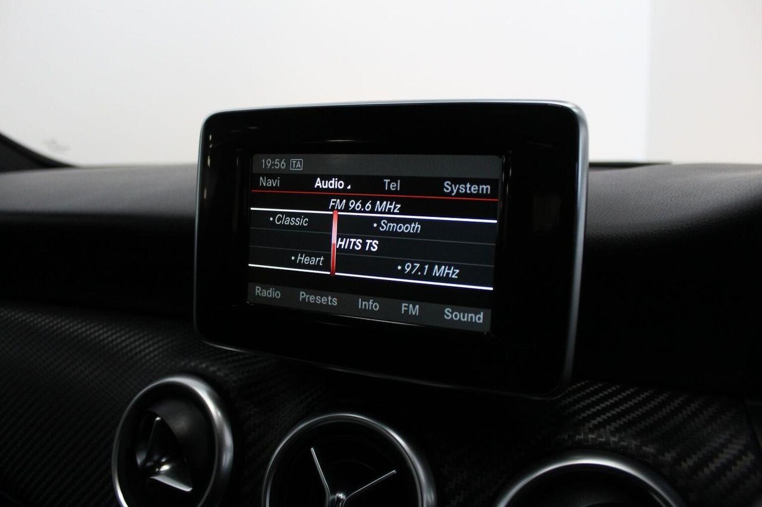 Used Mercedes-Benz A-Class 2015 for sale - 77937923: Photo 34