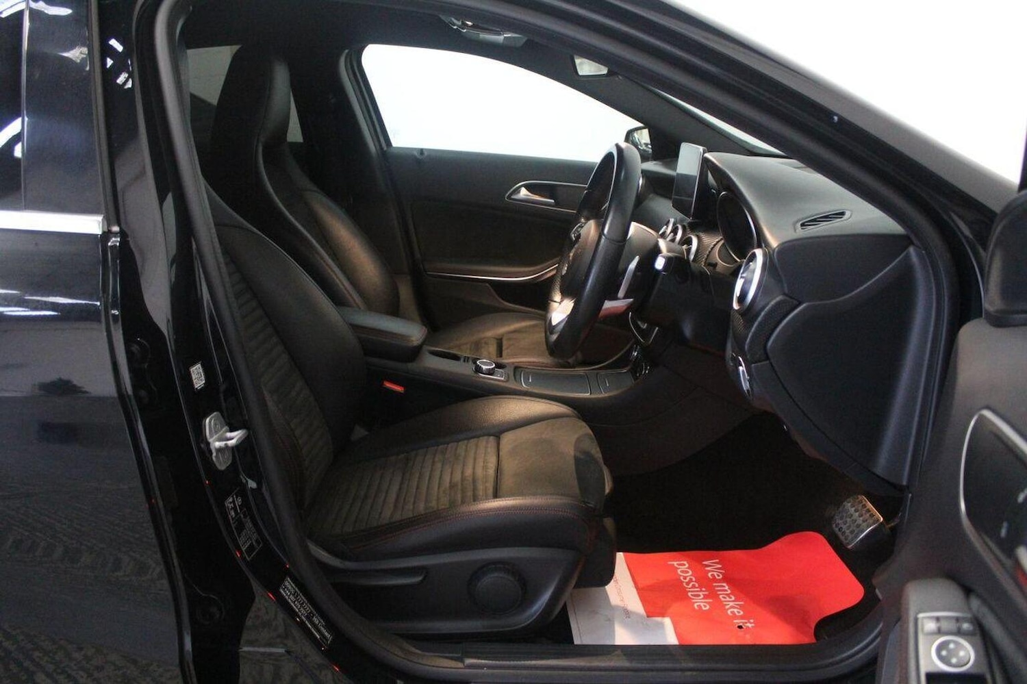 Used Mercedes-Benz A-Class 2016 for sale - 77937852: Photo 29