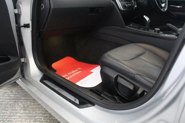 Used BMW 3 Series 2013 for sale - 73531229: Photo 32