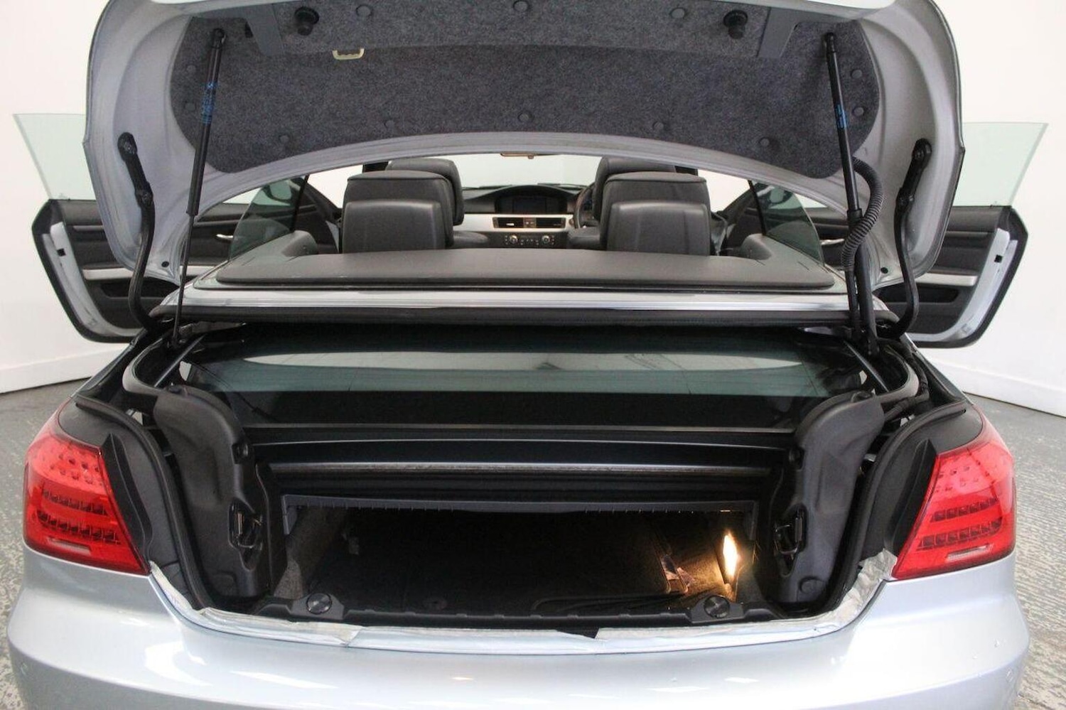 Used BMW 3 Series 2012 for sale - 77937829: Photo 26