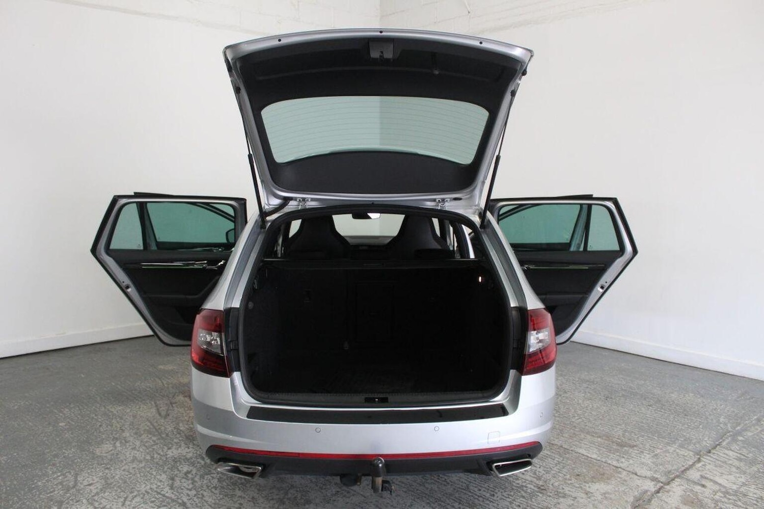 Used Skoda Octavia 2017 for sale - 77937877: Photo 23