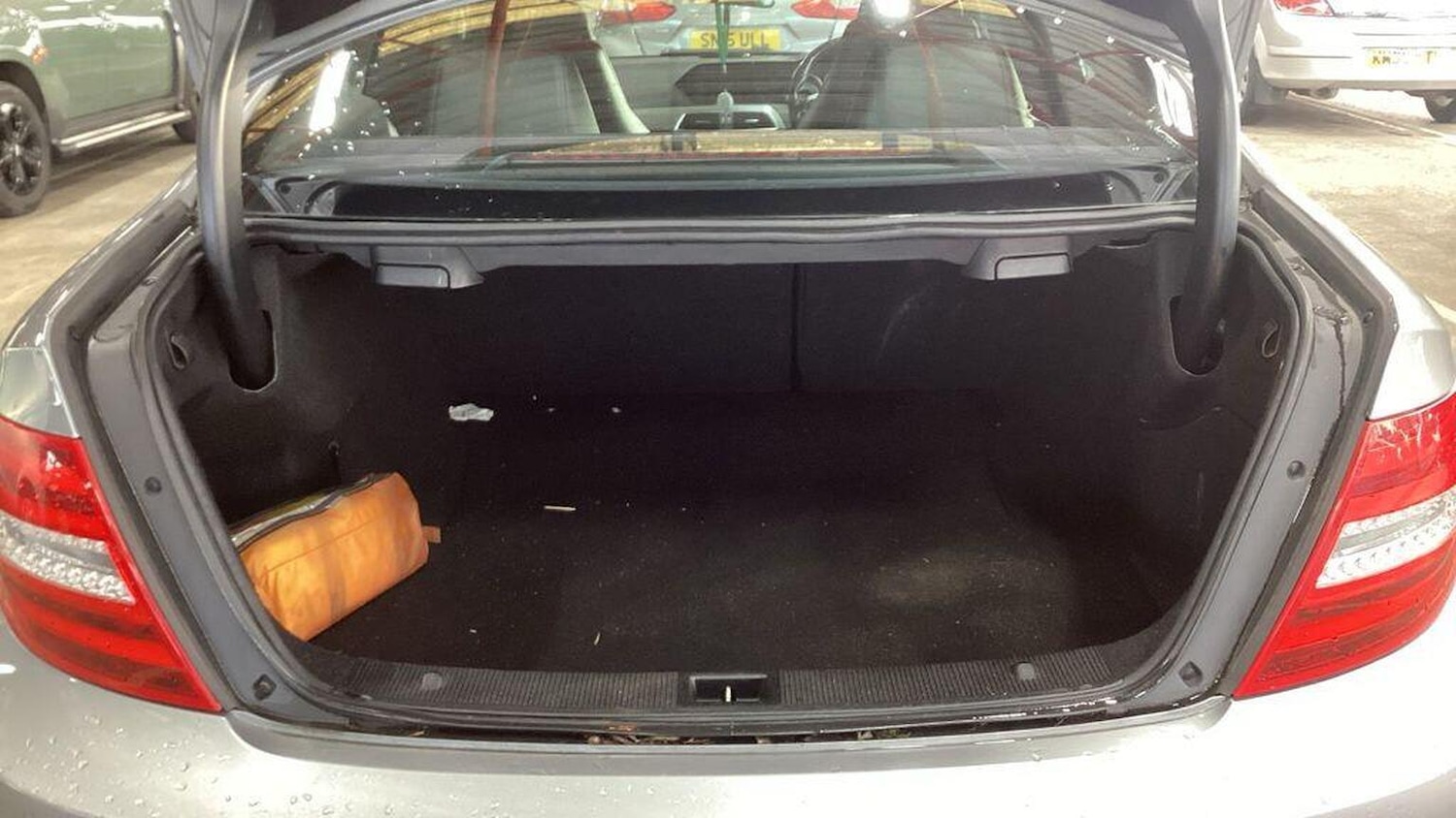 Used Mercedes-Benz C Class 2014 for sale - 77687702: Photo 10