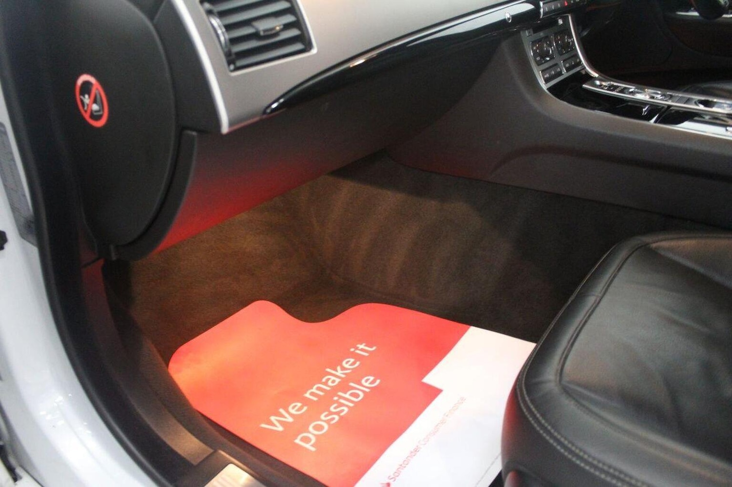 Used Jaguar XF 2015 for sale - 76380328: Photo 32