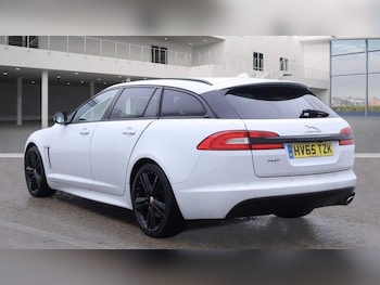 Used Jaguar XF 2015 for sale - 76380328: Photo