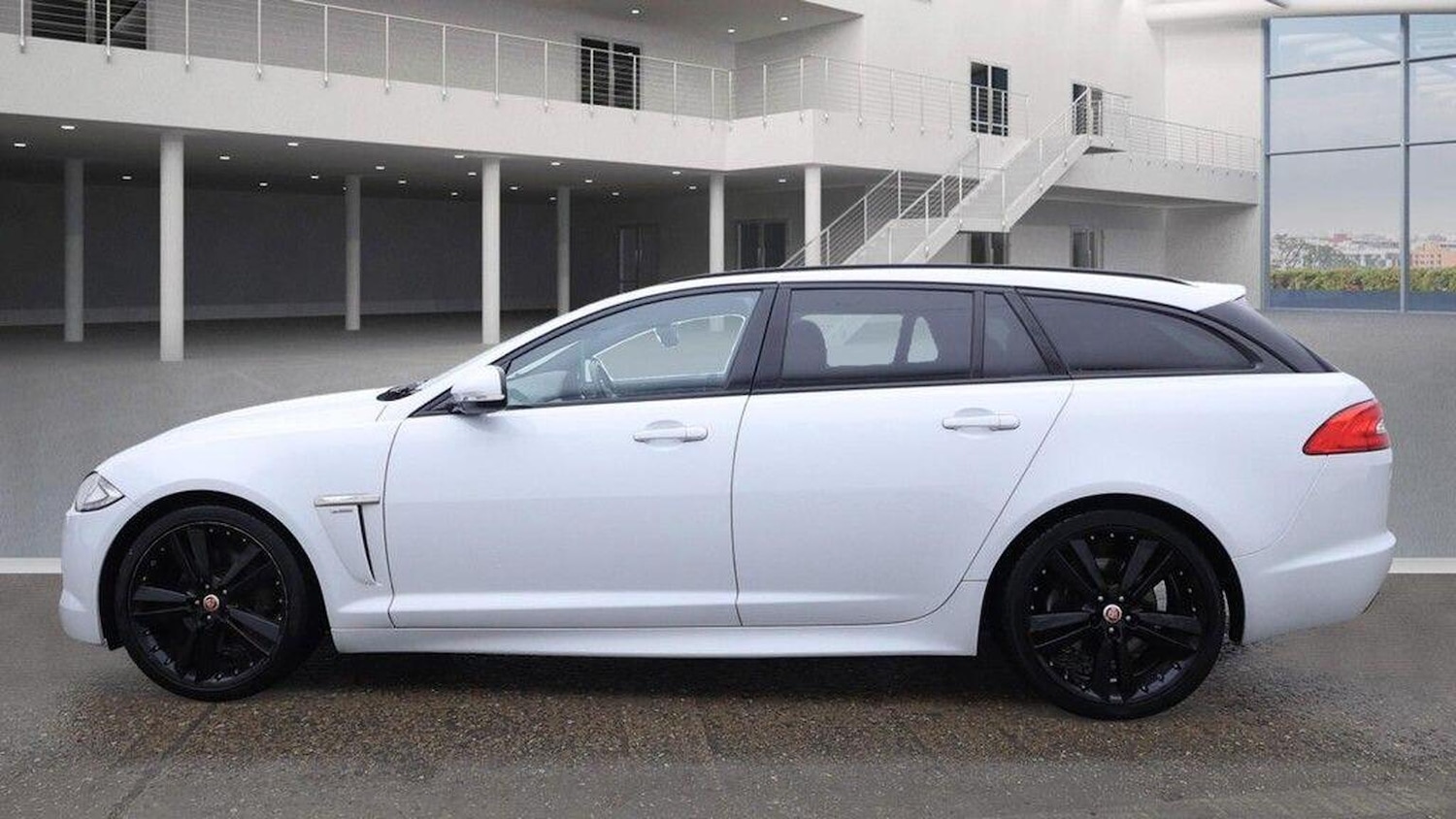 Used Jaguar XF 2015 for sale - 76380328: Photo 7