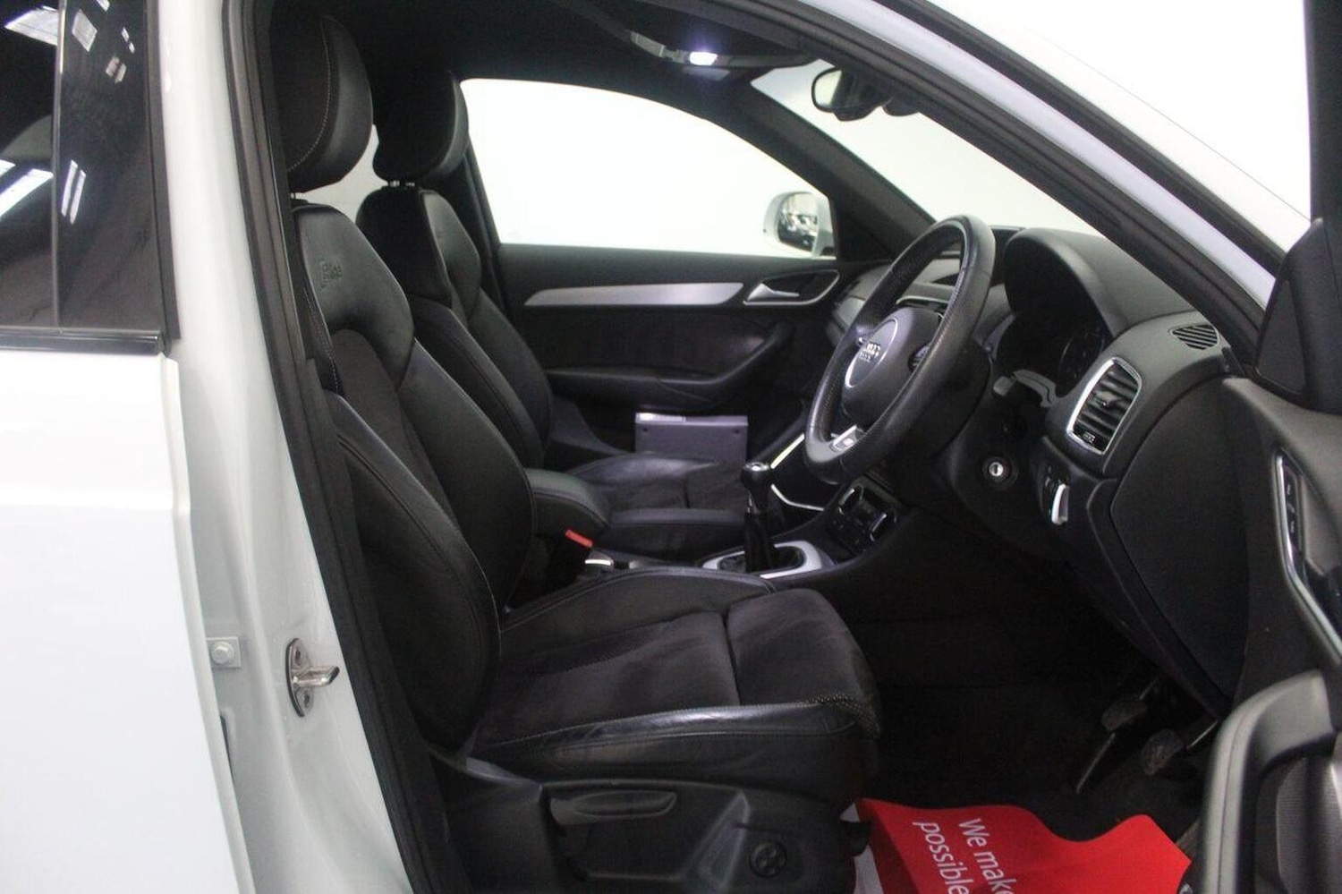 Used Audi Q3 2015 for sale - 77937879: Photo 31